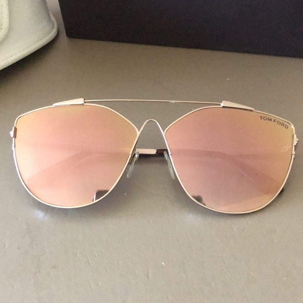 Tom Ford JACQUELYN-02 TF 563  33G shiny gold/light brown orange Sunglasses